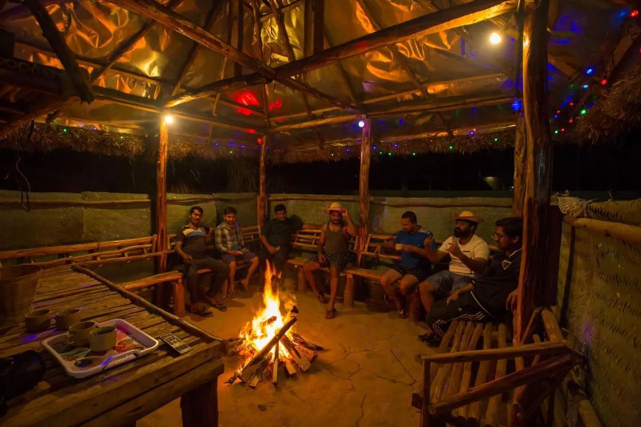 Mountain Hut Resorts Kottakamboor Hotel